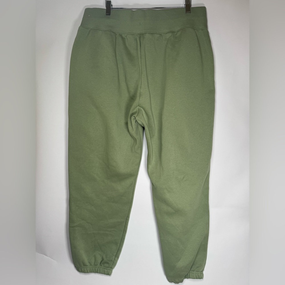 Nike Club Fleece Joggers Women’s XL Green NWOT - Picture 2 of 8